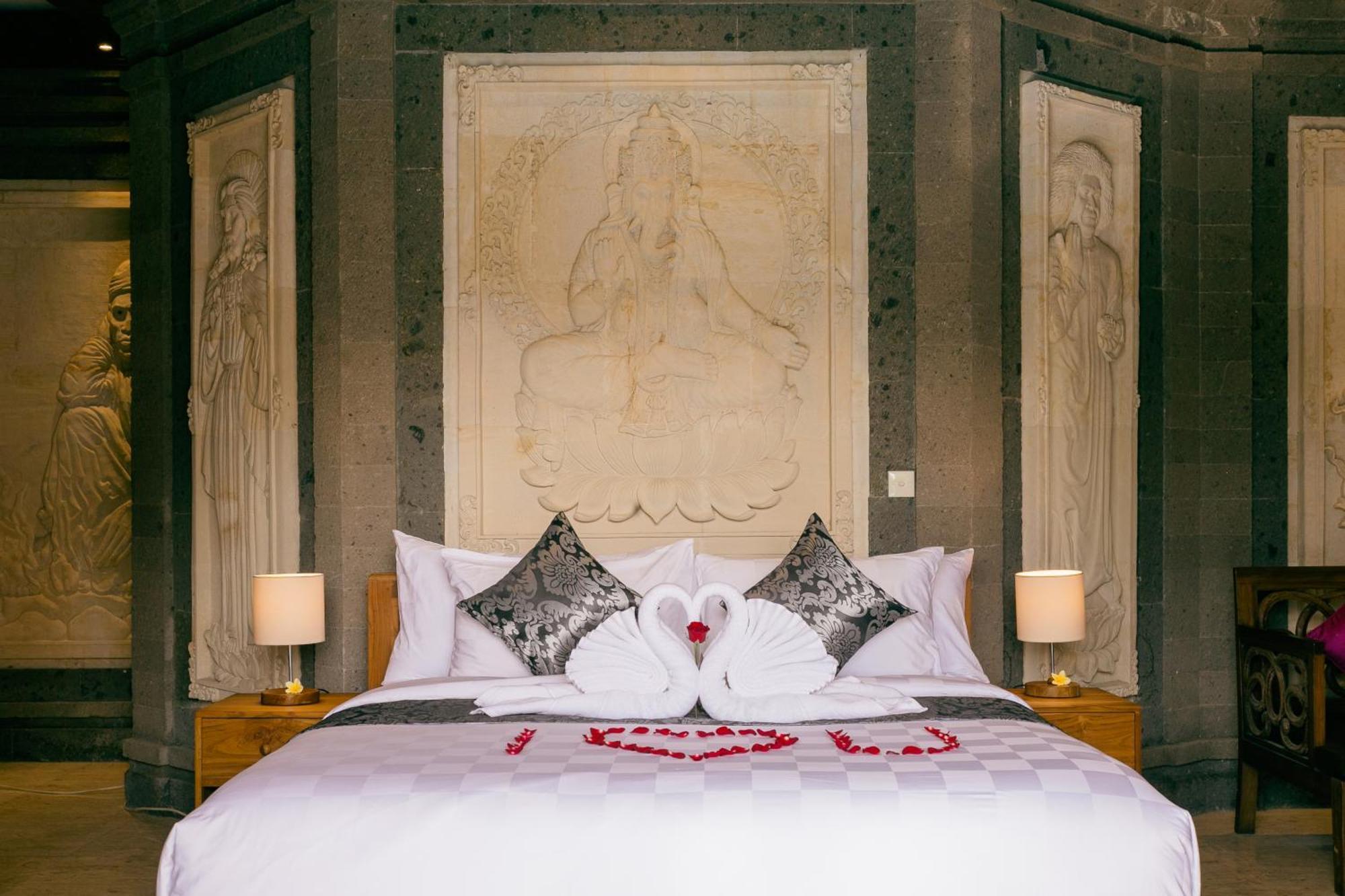 Arbathu Villa Ubud ภายนอก รูปภาพ