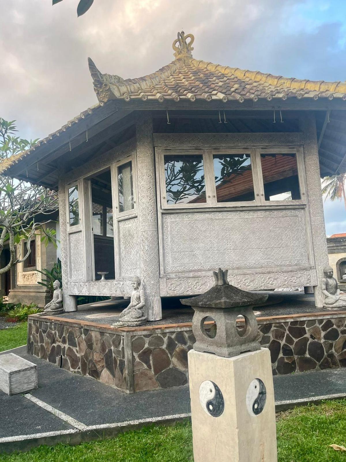 Arbathu Villa Ubud ภายนอก รูปภาพ