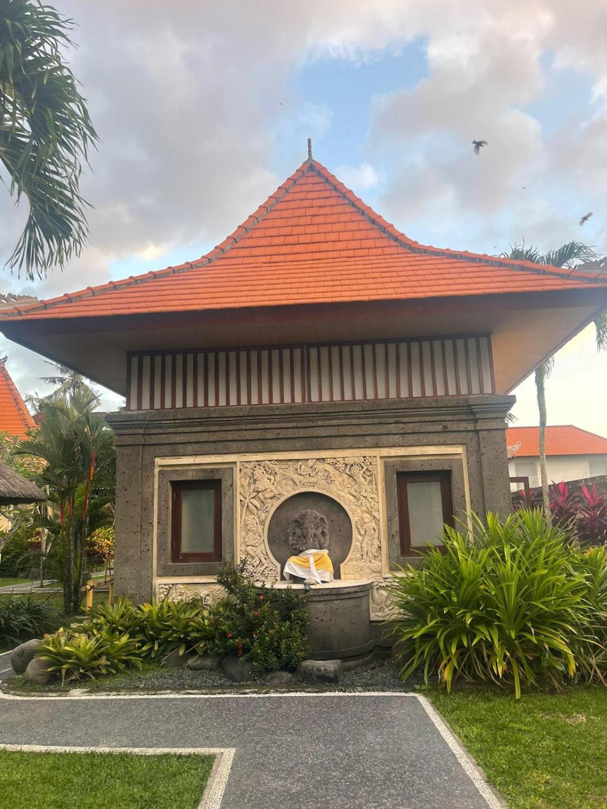 Arbathu Villa Ubud ภายนอก รูปภาพ